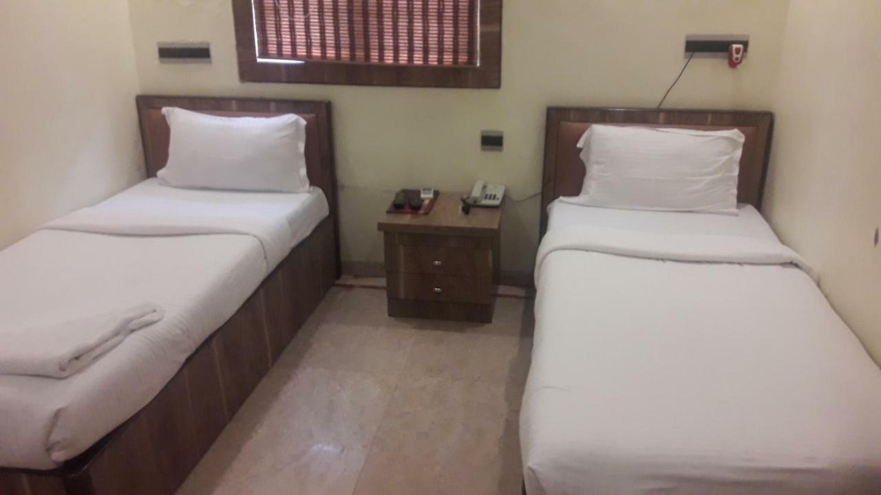 Shine Hospitality Hotel Mumbai Exterior foto